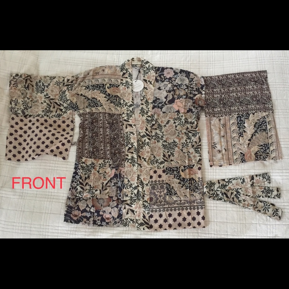UFT, Sale: Renew Short Robe - Nightfall - Picture 2 of 11